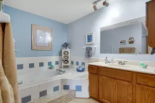 1486 Lake St, Hobart, IN 46342 - Photo 10