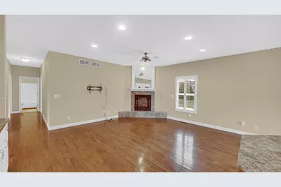 2257 Blarney Stone Drive, Valparaiso, IN 46385 - Photo 6