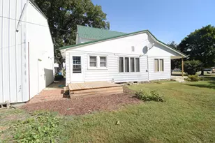 105 W South St, Remington, IN 47977 - Photo 48