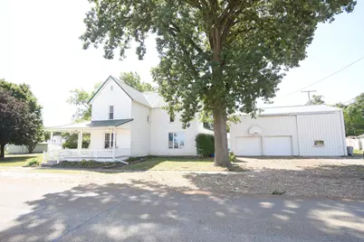 105 W South Street, Remington, IN 47977 - Photo 1