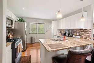 5778 Taney Pl, Merrillville, IN 46410 - Photo 6
