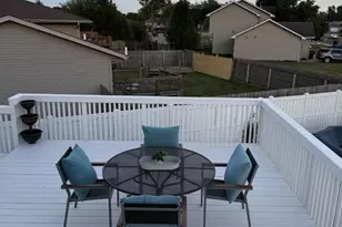 7581 Murrelet St, Hobart, IN 46342 - Photo 18