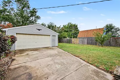 3752 Sandusky Street, Hobart, IN 46342 - Photo 16