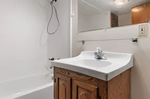 7509 Jackson Ave, Hammond, IN 46324 - Photo 18