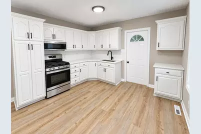 1218 E Farragut Street, Crown Point, IN 46307 - Photo 2