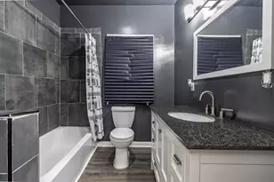 405 Marshall St, Gary, IN 46404 - Photo 10