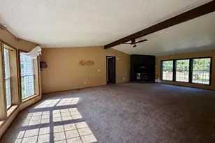 6036 Vermont St, Merrillville, IN 46410 - Photo 10