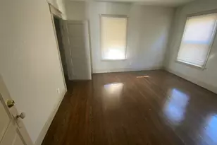 2259 W 10th Pl, Gary, IN 46404 - Photo 8