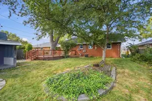 609 E Ash Pl, Griffith, IN 46319 - Photo 18