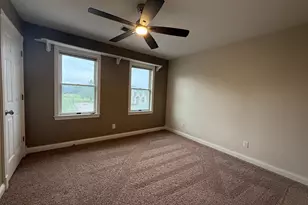 91 Fleetwood Dr N, Valparaiso, IN 46385 - Photo 32