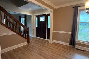 91 Fleetwood Dr N, Valparaiso, IN 46385 - Photo 8