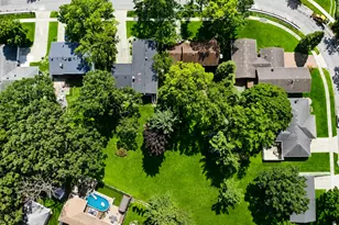 336 Friar Tuck Dr, Schererville, IN 46375 - Photo 4