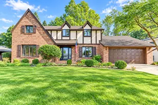 336 Friar Tuck Dr, Schererville, IN 46375 - Photo 1