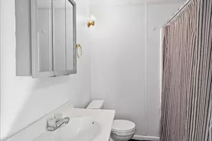 208 W Alyea St, Hebron, IN 46341 - Photo 16