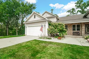 3014 Blue Grouse St, Valparaiso, IN 46383 - Photo 4