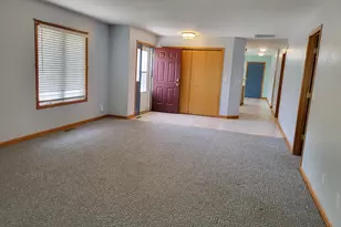 34 Victoria Cir, La Porte, IN 46350 - Photo 4