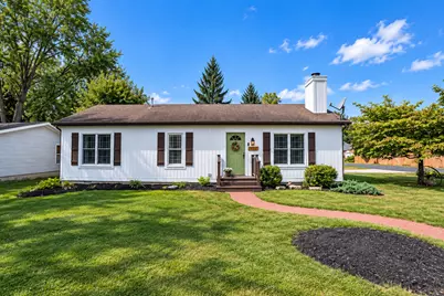802 S Rose Avenue, Kouts, IN 46347 - Photo 1