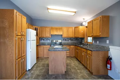 802 S Rose Avenue, Kouts, IN 46347 - Photo 8