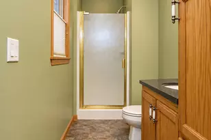 802 S Rose Ave, Kouts, IN 46347 - Photo 10