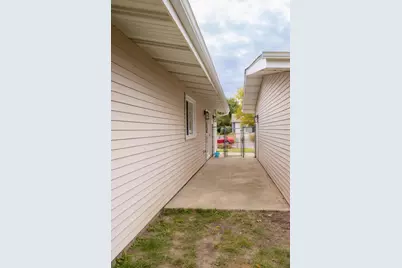 407 Saginaw Drive, Valparaiso, IN 46385 - Photo 28