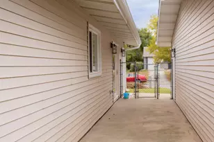 407 Saginaw Dr, Valparaiso, IN 46385 - Photo 28