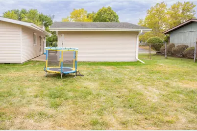 407 Saginaw Drive, Valparaiso, IN 46385 - Photo 32