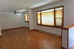 12170 S Oakwood Dr, Saint John, IN 46373 - Photo 4