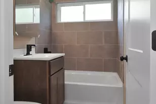 1229 Clay St, Gary, IN 46403 - Photo 8