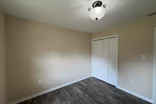7079 Lenburg Rd, Portage, IN 46368 - Photo 10
