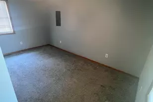 2741 Edgewood St, Portage, IN 46368 - Photo 10