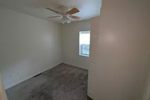 5164 Marquette Rd, Portage, IN 46368 - Photo 6