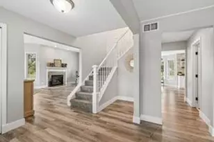 8445 Jennifer Ct, Saint John, IN 46373 - Photo 6