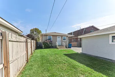 8410 Gordon Drive, Highland, IN 46322 - Photo 32