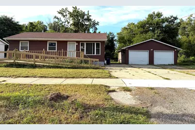 905 W 7th Street, Michigan City, IN 46360 - Photo 1