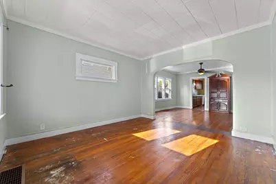 7138 Jefferson Avenue, Hammond, IN 46324 - Photo 4