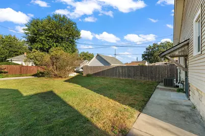 7138 Jefferson Avenue, Hammond, IN 46324 - Photo 18