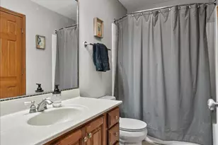 99 Stone Creek Dr, Valparaiso, IN 46383 - Photo 28