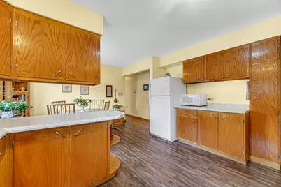 1001 W 39th Avenue, Hobart, IN 46342 - Photo 8