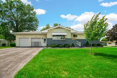 1001 W 39th Avenue, Hobart, IN 46342 - Photo 2