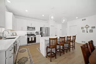 8422 Kannon Dr, Lowell, IN 46356 - Photo 6