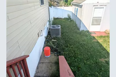 209 Roberta Avenue, Michigan City, IN 46360 - Photo 8