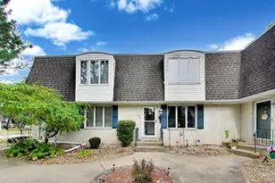 1429 Elm Ct, Schererville, IN 46375 - Photo 2