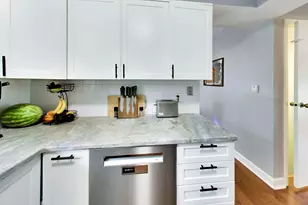 1429 Elm Ct, Schererville, IN 46375 - Photo 8