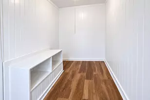 4726 Melville Ave, East Chicago, IN 46312 - Photo 8