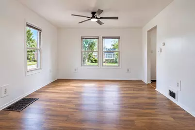 4726 Melville Avenue, East Chicago, IN 46312 - Photo 2