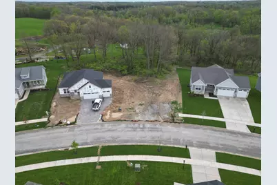 304 Apple Grove Lane, Valparaiso, IN 46385 - Photo 2