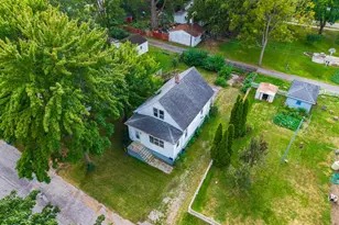 2113 Manhattan St, Michigan City, IN 46360 - Photo 2