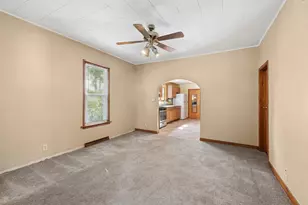 2113 Manhattan St, Michigan City, IN 46360 - Photo 4
