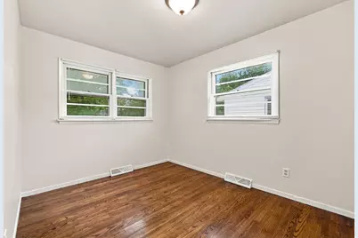 4946 Vermont Street, Gary, IN 46409 - Photo 14