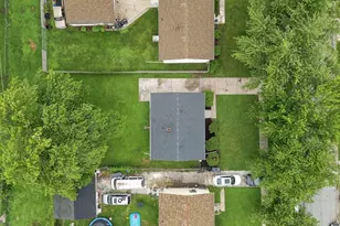 4946 Vermont St, Gary, IN 46409 - Photo 30